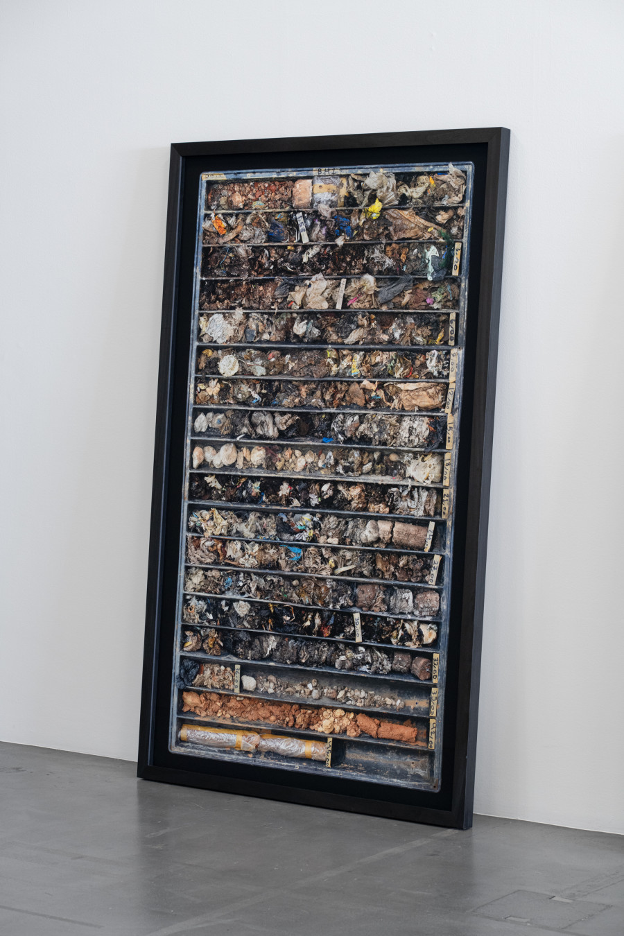 Joana Hadjithomas & Khalil Joreige, Borehole 1, 2019, Sammlung Migros Museum für Gegenwartskunst, © Joana Hadjithomas & Khalil Joreige. Photo: Studio Stucky.