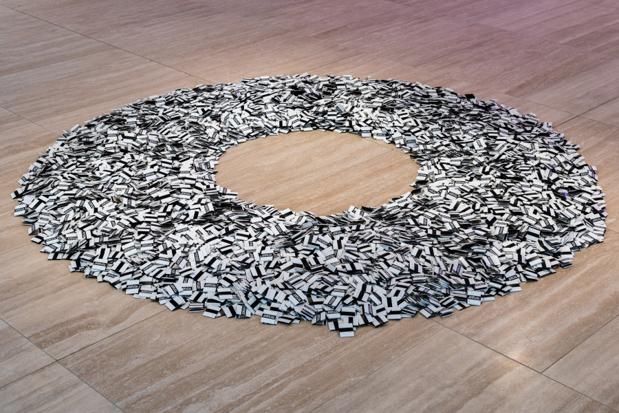 Marlene McCarthy, Hearth (Pit Stop), 1992 / 2023, ca. 10’000 Printed Matchbooks, dimensions variable. Photo: Kilian Bannwart
