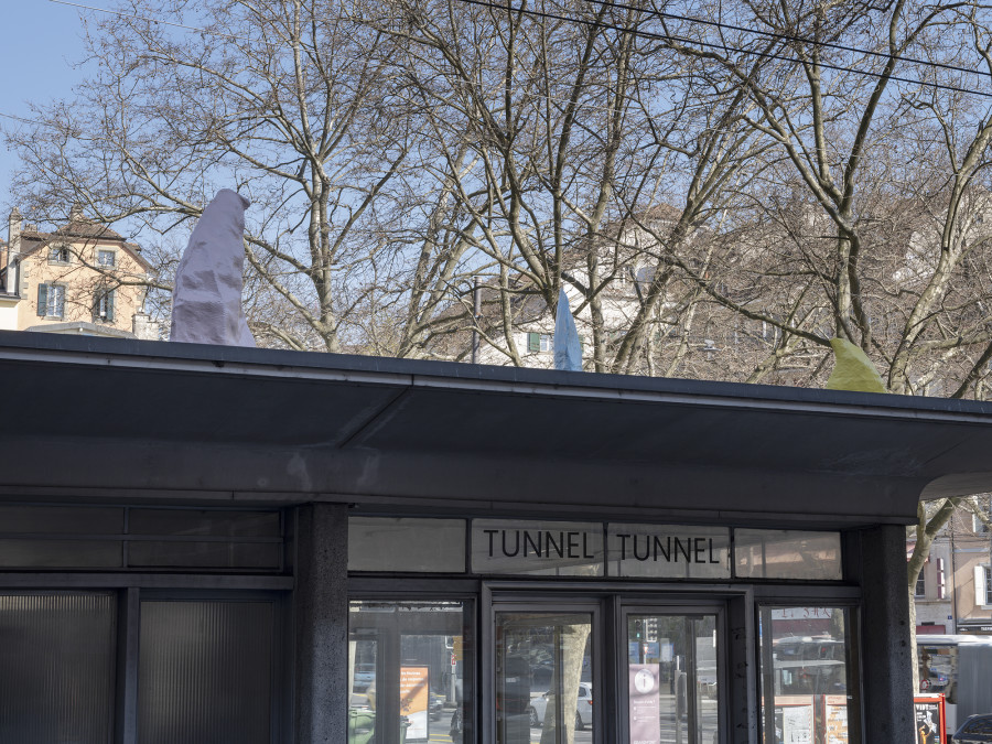 Installation view, Sarah Benslimane, The Way We Trust, Tunnel Tunnel, 2022. Photo: Julien Gremaud