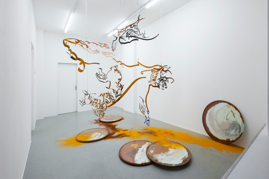 Monia Ben Hamouda, Installation view The Eye, the Hands, the Lunacy of Lunar Sightings, Solo show curated by Anissa Touati, jevouspropose, Zurich, 2022. Courtesy of the artist and ChertLüdde, Berlin