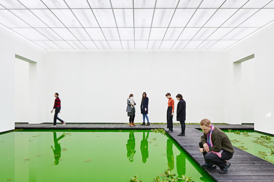 Installation view, Fondation Beyeler, Riehen/Basel, 2021 Courtesy of the artist; neugerriemschneider, Berlin; Tanya Bonakdar Gallery, New York / Los Angeles © 2021 Olafur Eliasson Photo: Mark Niedermann