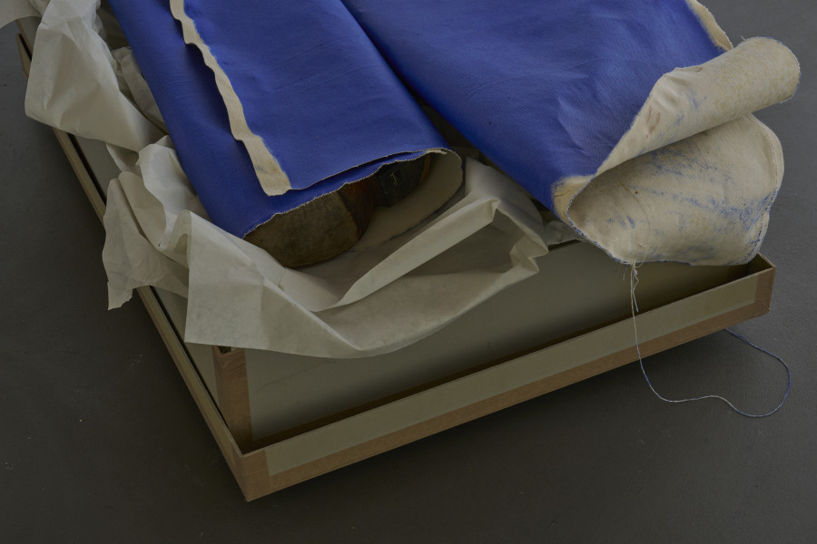 Azize Ferizi, seasonal labour (detail), 2025. Photo: Guillaume Python. Courtesy of the artist and Kunsthalle Friart Fribourg