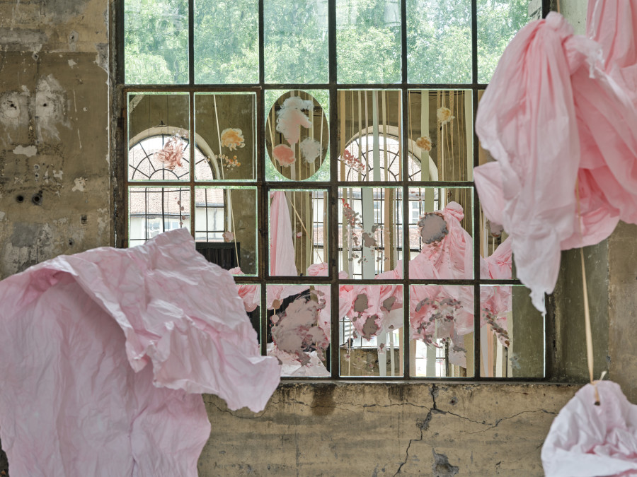 Karla Black, 'Looking Glass (picture grid)', 2025, installation view 'Karla Black', Kunstraum Dornbirn 2025, Photo Günter Richard Wett, © Karla Black, Courtesy Galerie Gisela Capitain, Cologne and Modern Art, London.