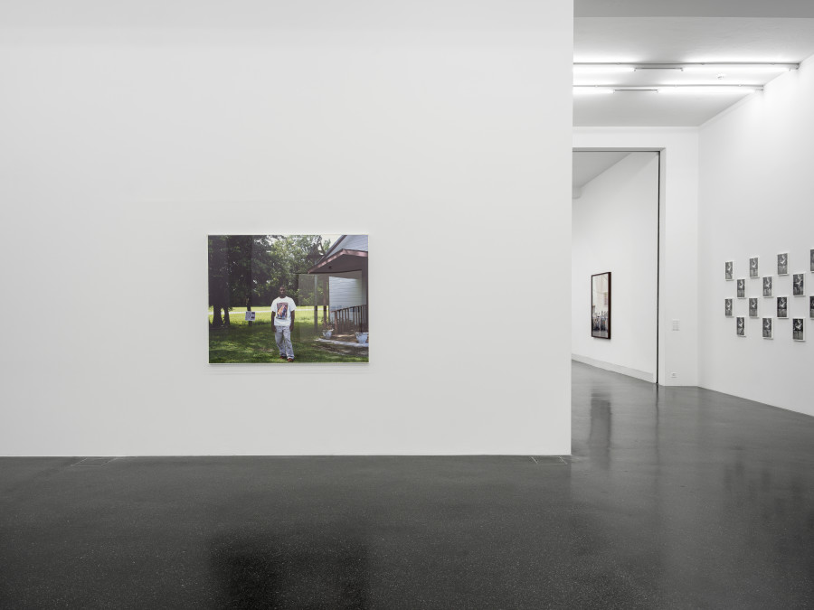 Installation view, Bruno Serralongue, Pour la vie, Galerie Francesca Pia, Zurich, 2022. Photo: Cedric Mussano