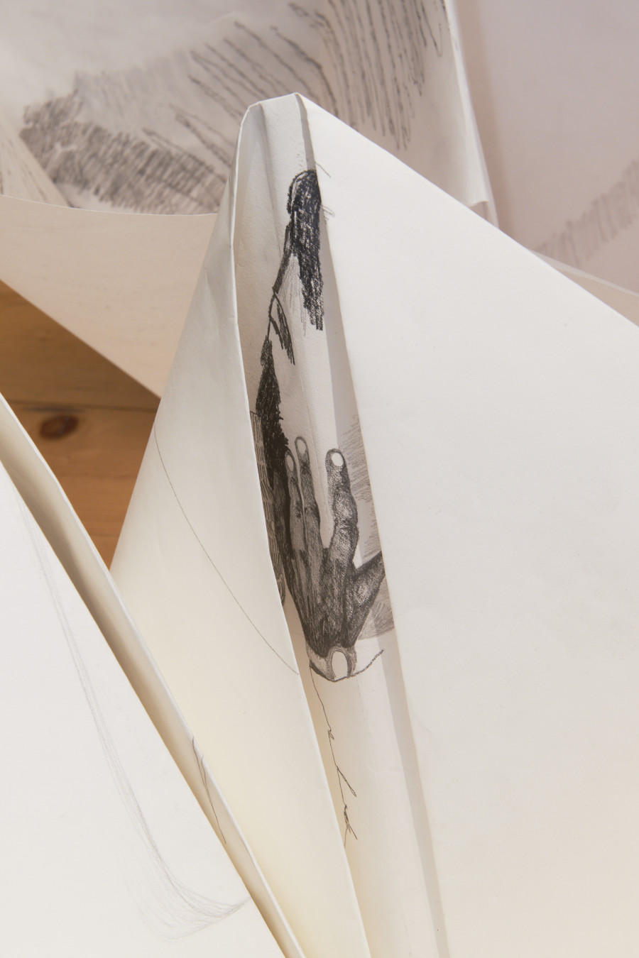 3. Monika Emmanuelle Kazi, start making memories, (detail), 2021. Photo : Guillaume Python. Courtesy Kunsthalle Friart Fribourg