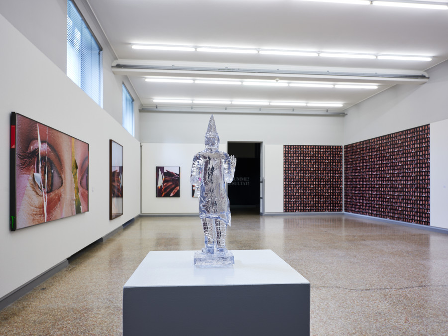 Exhibition view, Ja, wir kopieren!, Strategien der Nachahmung in der Kunst seit 1970, Kunstmuseum Solothurn, 2022. Photo credit: David Aebi © Kunstmuseum Solothurn