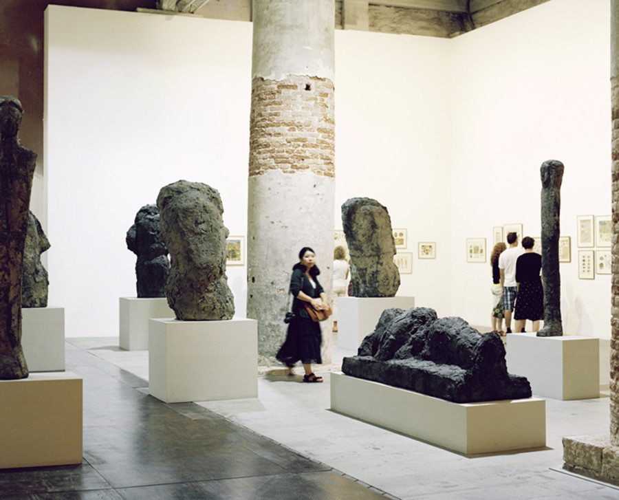 Venice Biennale 2013, installation view. Foto Katalin Deér, Kesselhaus Josephsohn