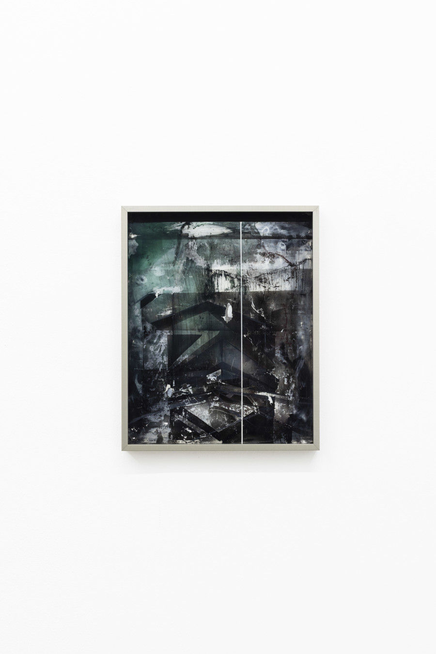Sebastian Haas, “Temple Name Forgotten” series; from the Solo Show “Reminisce-Supports” at KALI Gallery, Lucerne, CH; Oil, spraypaint on reverse glass, framed; 24 x 30 cm, 2024. Courtesy of the Artist and KALI Gallery. Photo by Kim da Motta