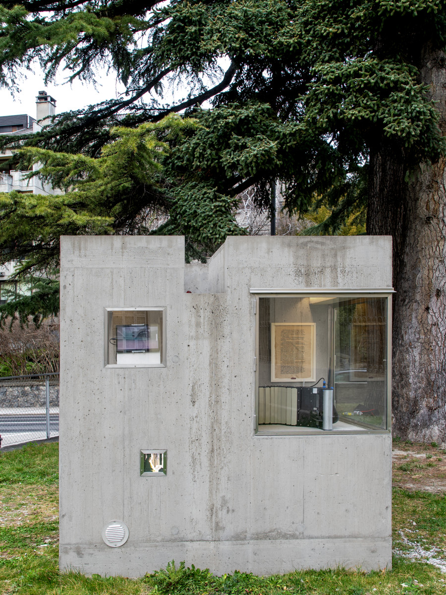 Installation view, Yan Tomaszewski, La Correction, Lemme, Sion, 2025.
