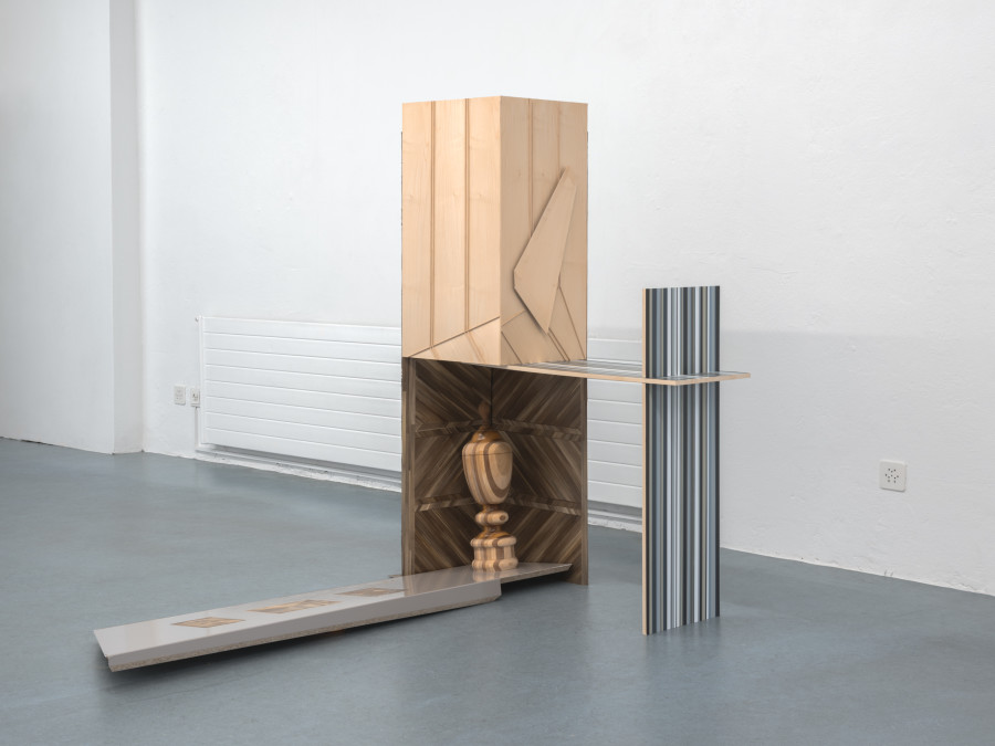 Anna Christen, Collector Swap, 2026, Wood, fabric, straw, varnish, adhesive film, found object, 139 × 100 × 160 cm. Photo credits: Julian Blum