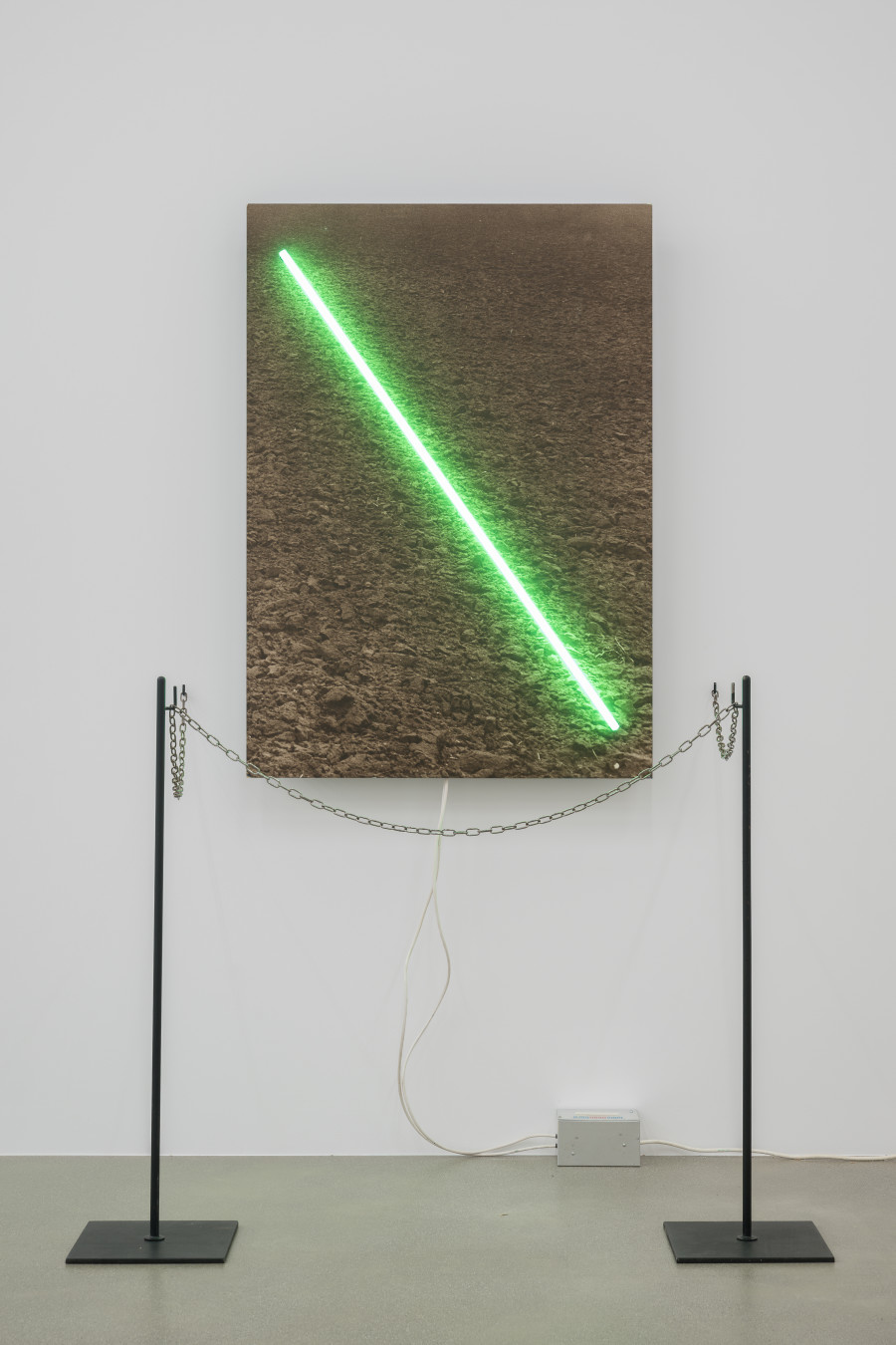 Ausstellungsansicht Miteinander nebeneinander Die 1970er und Aarau, 12.6.–6.9.2026, Aargauer Kunsthaus. Balthasar Burkhard (1944-2010), Markus Raetz (1941-2020), Jean-Frédéric Schnyder (*1945), Harald Szeemann (1933-2005), Live in Your Head – When Attitudes Become Form, 1970. © 2026, ProLitteris, Zürich. Foto: ullmann.photography