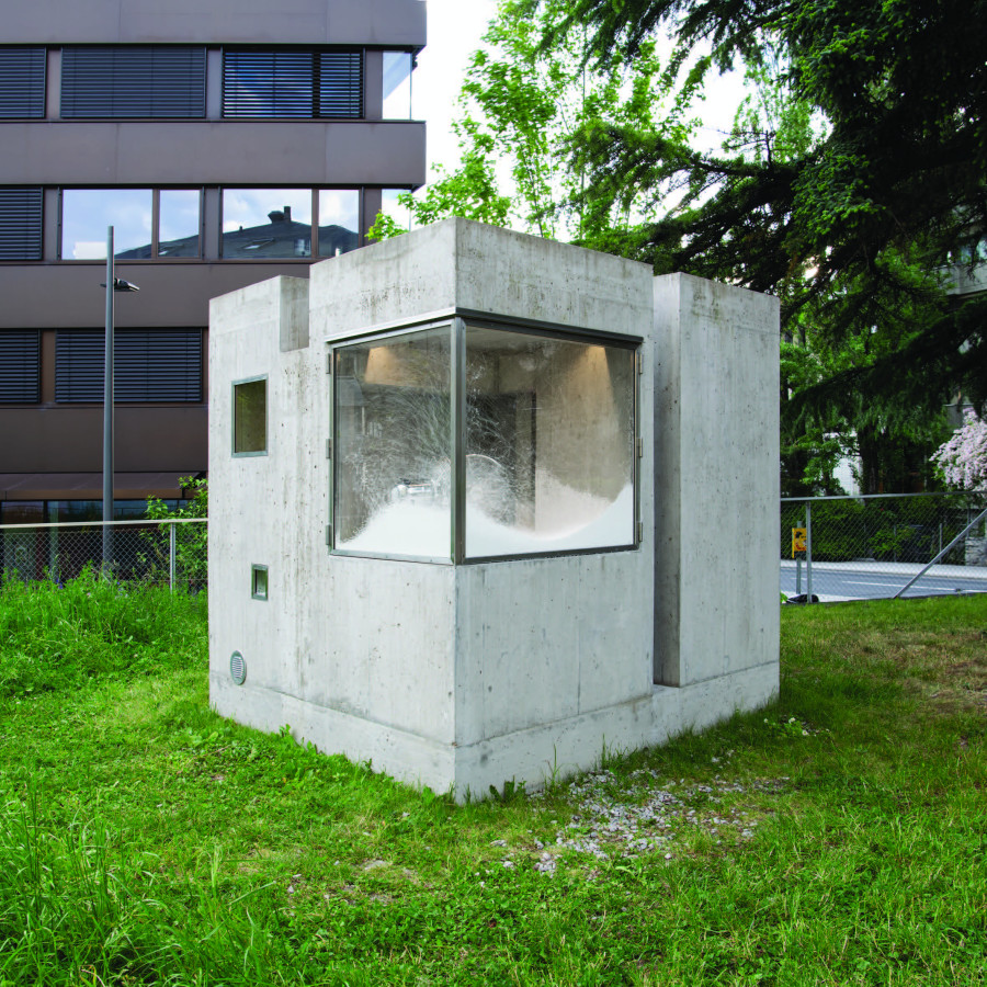 Installation view, Roberta Folliero, Un Souvenir, Lemme, 2024.