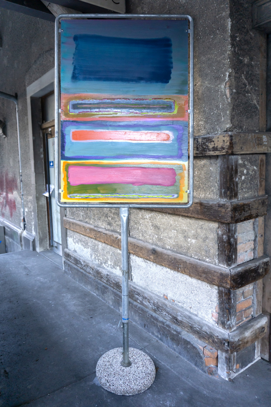 Marco Russo, ‚EEEEEEEEEEEEEEEE', 2025, Gepäckausgabe, Glarus, Photos: Marco Russo