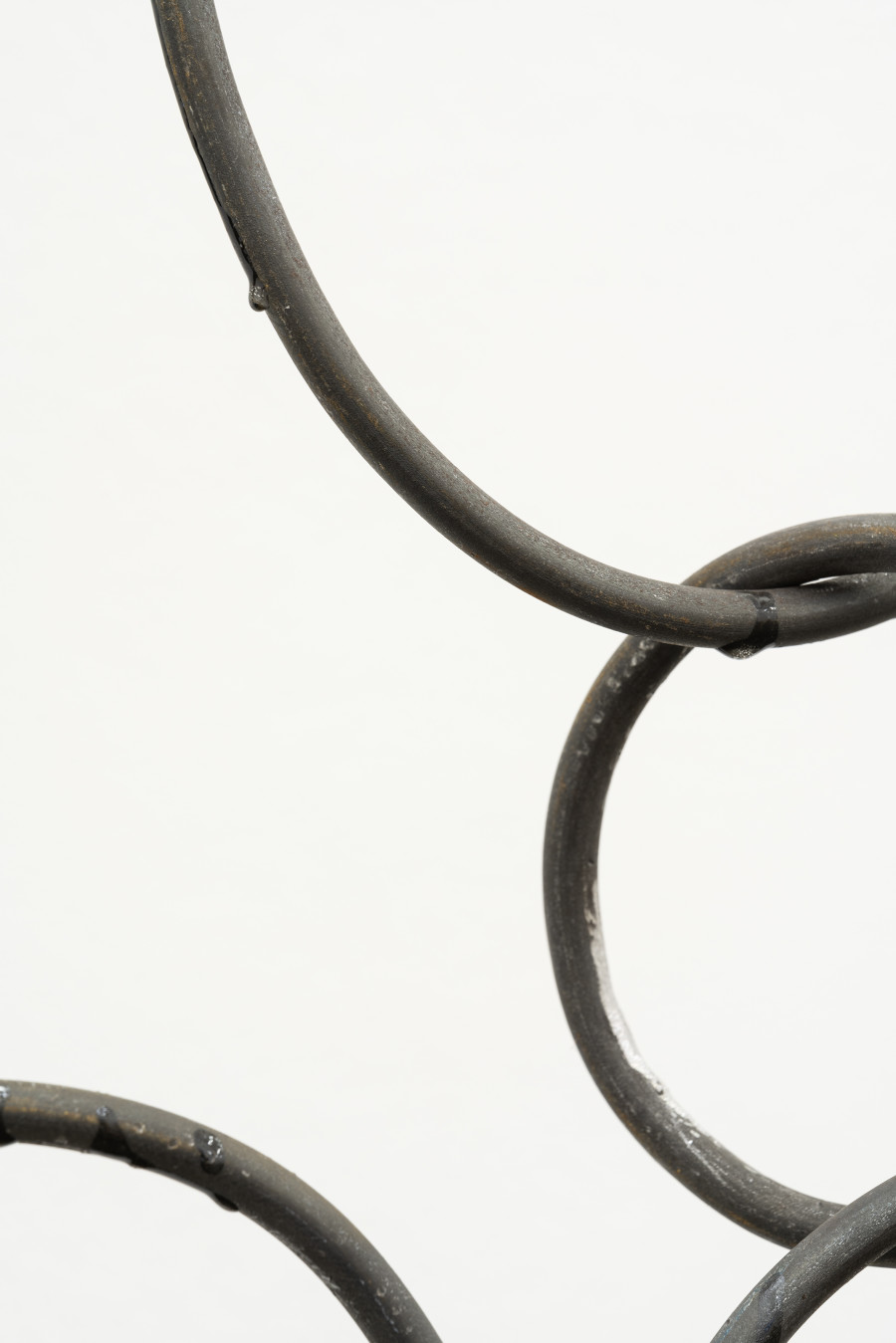 Sofía Salazar Rosales, No sé si fue la impaciencia de tanto esperar tu llegada, detail, 2025. Photo: Kunst Halle Sankt Gallen, E. Sommer. Courtesy: the artist and ChertLüdde, Berlin.