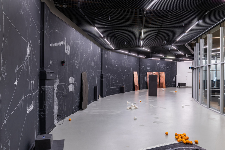 Exhibition view, Olivia Abächerli, the center and the other, Kunsthalle Luzern, 2023. Photo credit: Kilian Bannwart