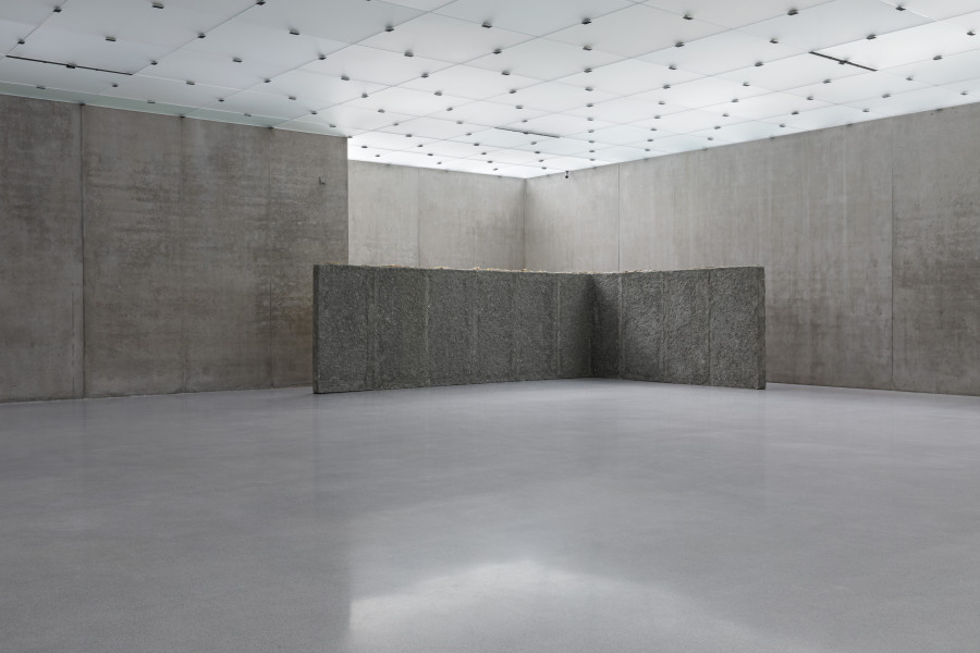 Dora Budor, Kollektorgang (XV – XXIV), 2021, Installation view Continent, first floor Kunsthaus Bregenz, 2022. Photo: Markus Tretter. Courtesy of the artist. © Dora Budor, Kunsthaus Bregenz