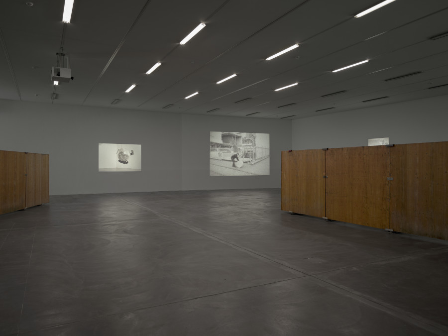 Klara Lidén, Over out und above, Kunsthalle Zürich, 2025. Image: Cedric Mussano