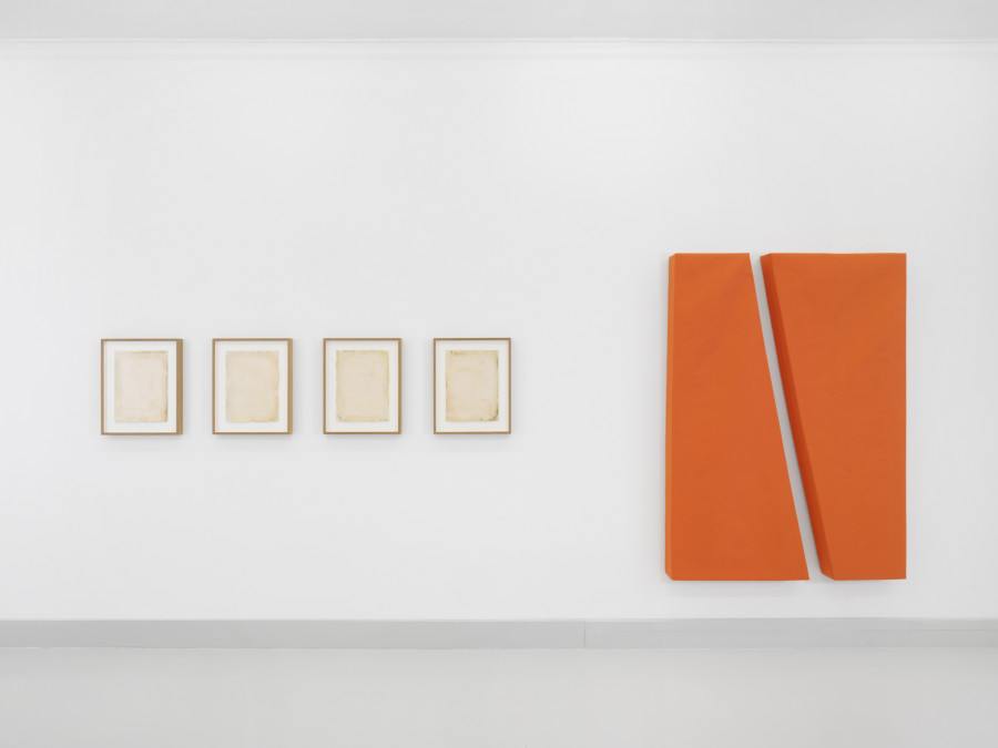 Installation view, Franz Erhard Walther, Skopia, 2025. Photo credit: © Julien Gremaud, courtesy Franz Erhard Walther and Skopia