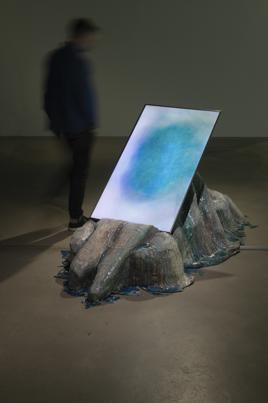 Exhibition view «Libby Heaney: Quantum Soup», 2024, HEK, photo: Franz Wamhof