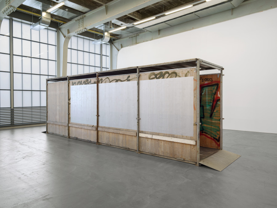 Klara Lidén, Over out und above, Kunsthalle Zürich, 2025. Image: Cedric Mussano