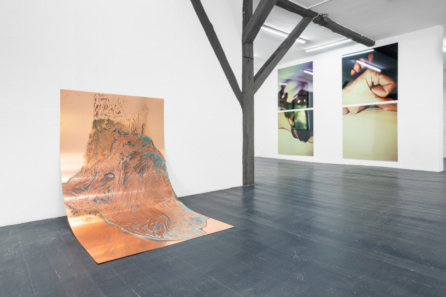 Una Szeemann, Die verschobene Verdichtung eines Schläfers I, (The Displaced Compression of a Sleeper I), 2018. Hannah Villiger, Sculptural, 1996, Sculptural, 1995/97. Photo: Kilian Bannwart