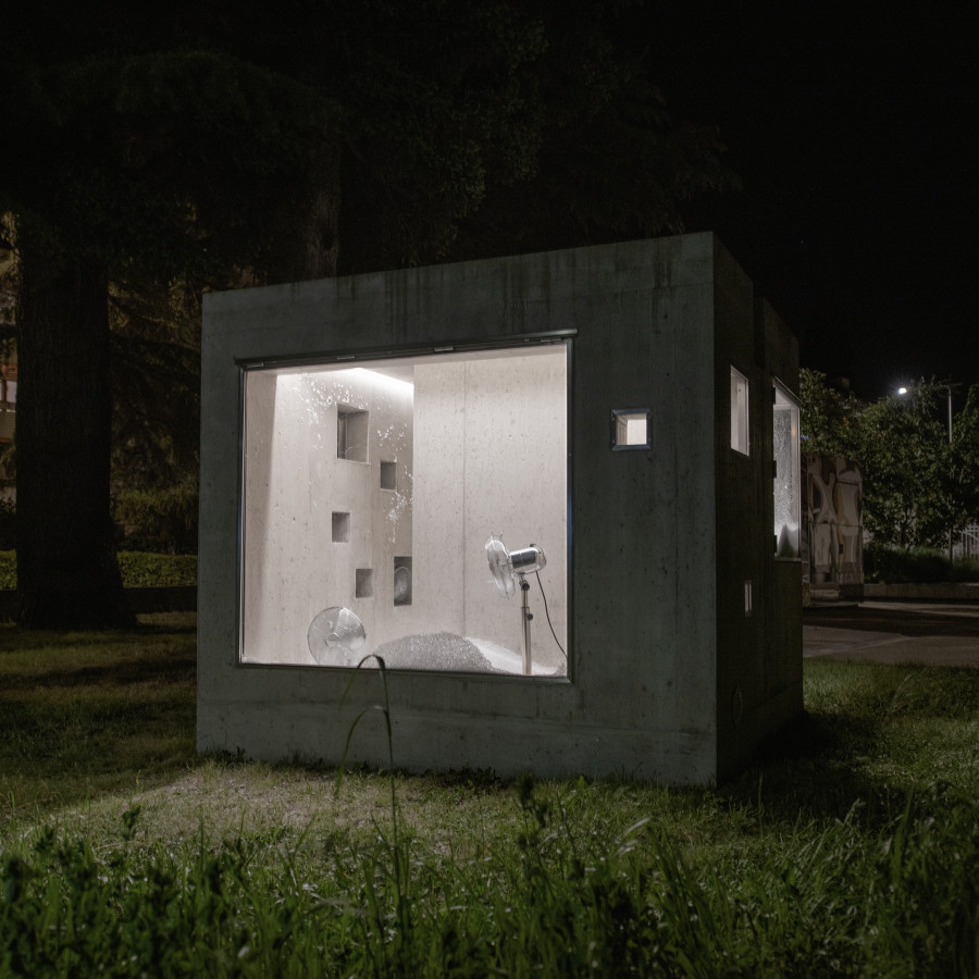 Installation view, Roberta Folliero, Un Souvenir, Lemme, 2024.