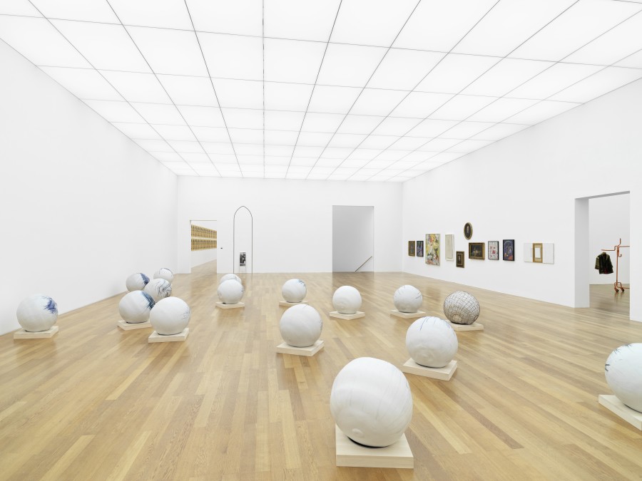 Exhibition view, Ana Lupas: Intimate Space – Open Gaze, 1.11.2024 – 16.3.2025, Kunstmuseum Liechtenstein, Vaduz. Photo: Stefan Altenburger Photography, Zurich. © Ana Lupas / Kunstmuseum Liechtenstein
