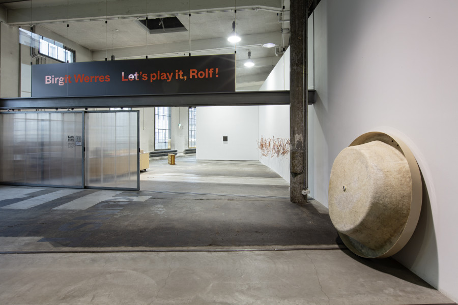 Birgit Werres, Let’s play it, Rolf !, Installationsansicht Kunstzone Lokremise, Kunstmuseum St.Gallen, Foto: Stefan Rohner