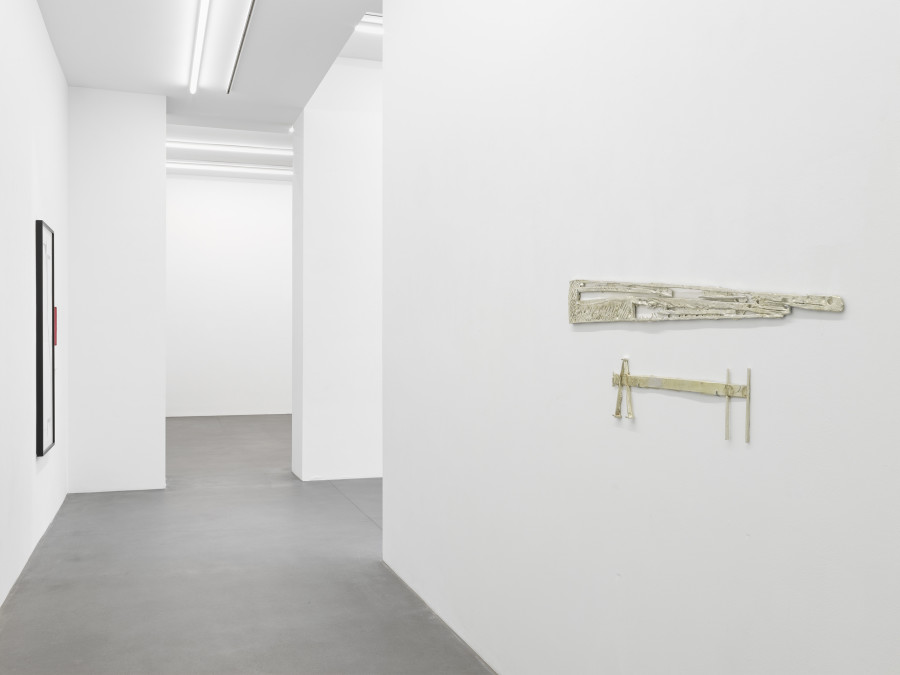 Installation view, Matias Faldbakken, Abstracts and Pewter Abstracts, Galerie Eva Presenhuber, Waldmannstrasse, Zurich, 2025. © Matias Faldbakken. Courtesy the artist and Galerie Eva Presenhuber, Zurich / Vienna. Photo: Stefan Altenburger Photography, Zürich