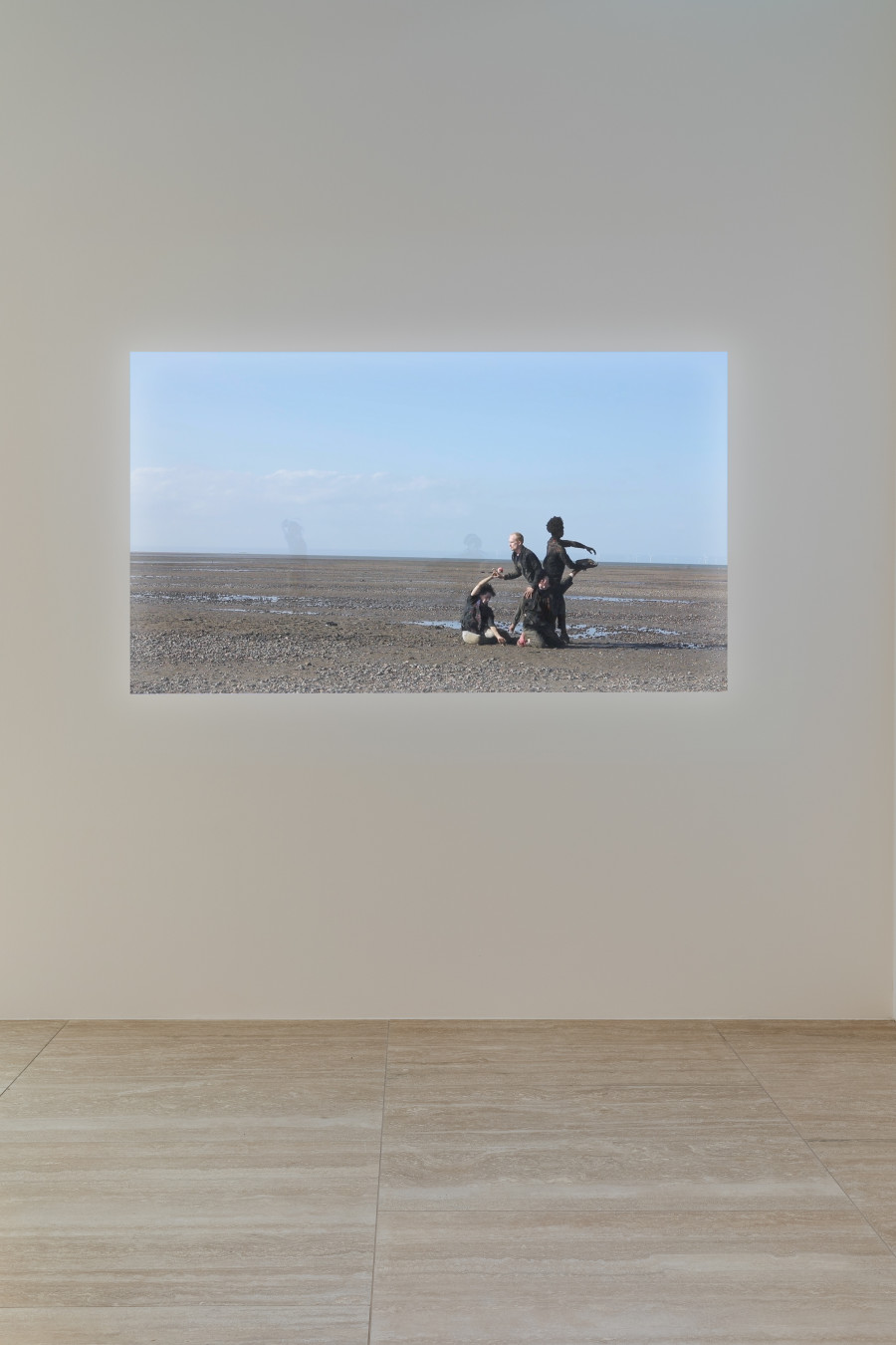 Nicole Bachmann, shell of hope, in cycles, 2022, Performance Documentation, 29.43 min. Photo: Kilian Bannwart