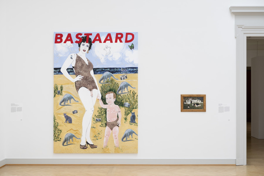 Left: Kathe Burkhart, Bastaard: from the Liz Taylor Series (MGM, 1954), 2019−2020, Exhibition view Burning Down the House: Rethinking Family, Kunstmuseum St. Gallen, June 1 to September 8, 2024 © Kunstmuseum St. Gallen, photo: Sebastian Stadler. Right: Adolf Dietrich, Freundschaft im Kleintierstall (Friendship in the Small Animal Barn), 1926, Exhibition view Burning Down the House: Rethinking Family, Kunstmuseum St. Gallen, June 1 to September 8, 2024 © Kunstmuseum St. Gallen, photo: Sebastian Stadler