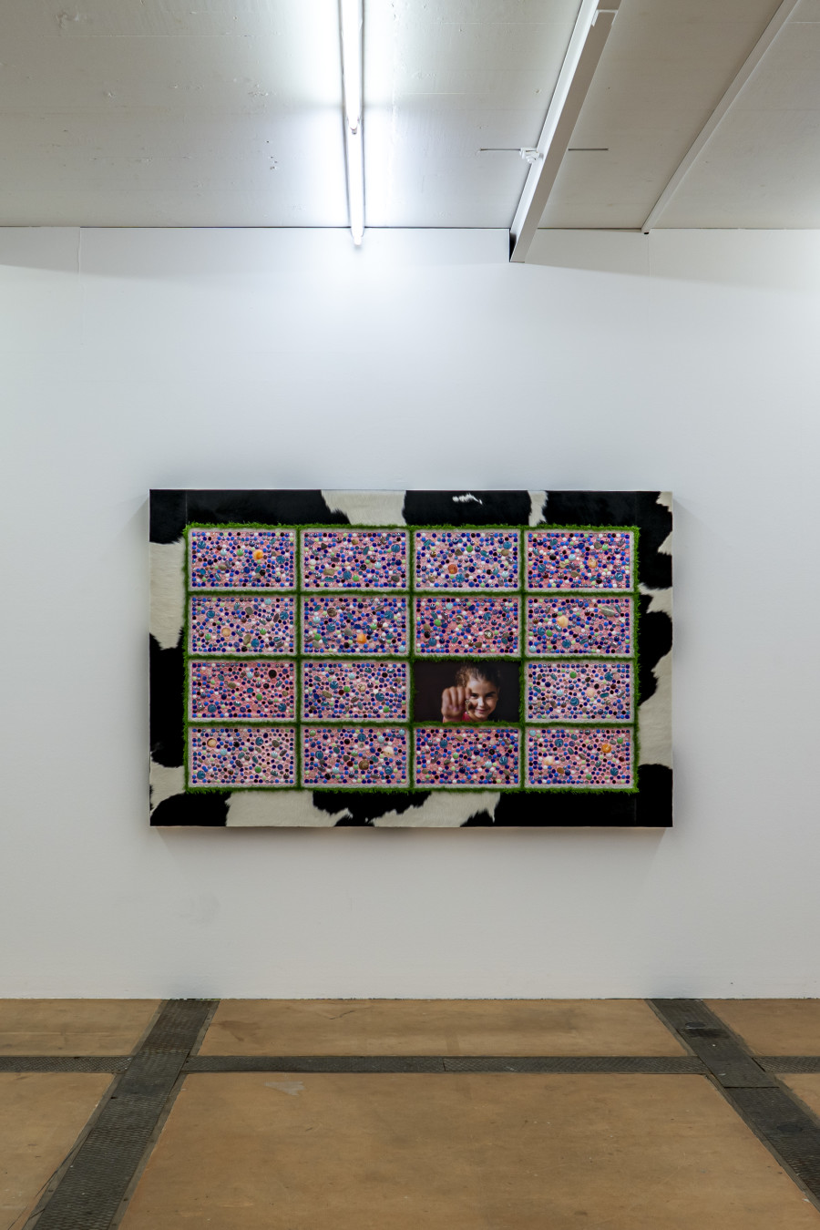 Exhibition view of dreamstime by Sarah Benslimane at Centre d’Art Contemporain Genève (15.10.2022‒08.01.2023). © Centre d’Art Contemporain Genève. Photo : Julien Girard