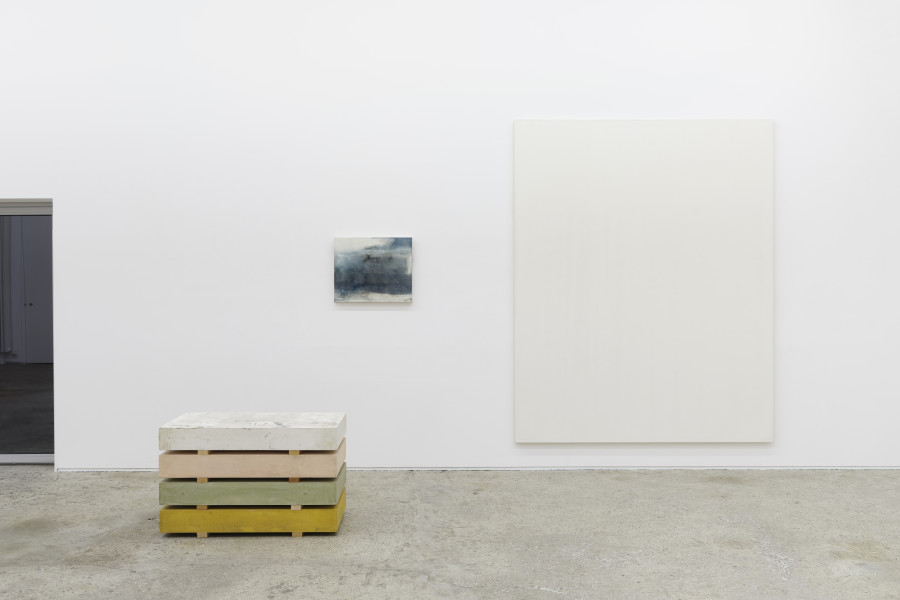 Exhibition view, Günther Wizemann, Oil Colour for Artists, Galerie Mark Müller, 2024. Copyrigh: the photographer Conradin Frei, the artist Günther Wizemann and the gallery.