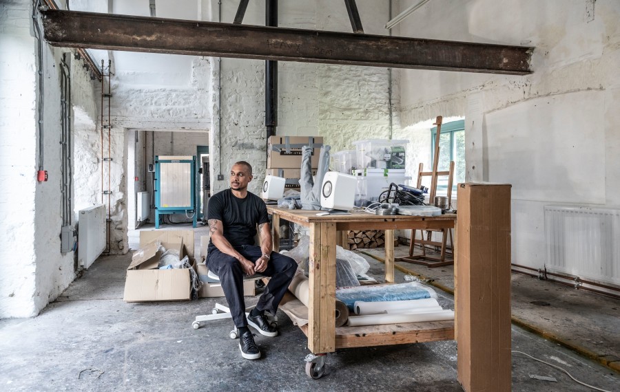 Portrait of Thomas J Price. Photo: Sim Canetty-Clarke. Courtesy Hauser & Wirth.