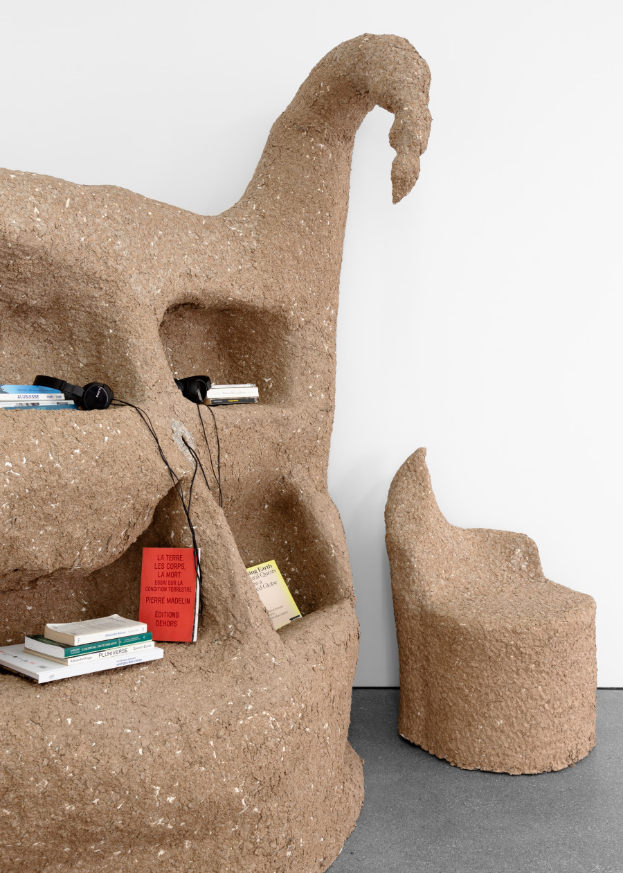 Exhibition view, Courants soniques, Lisa Mazenauer & Emilie Moor, Espace 3353, 2024. Photo credit: Thea Giglio