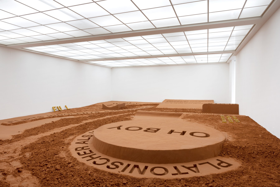 Maude, Léonard-Contant, Digs, 2022. Ausstellungsansicht / Installation view Kunsthaus Baselland 2022. Foto/Photo: Gina Folly