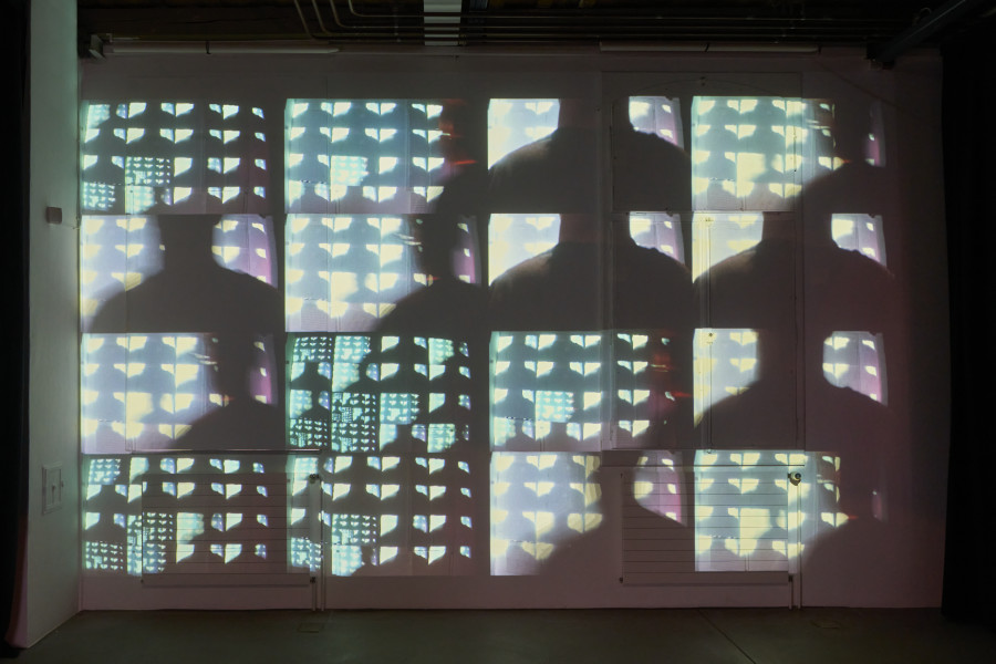 [ a n y m a ] Michael Egger, Multiple (projection), 2004. Photo: Guillaume Python. Courtesy of the artist and Kunsthalle Friart Fribourg
