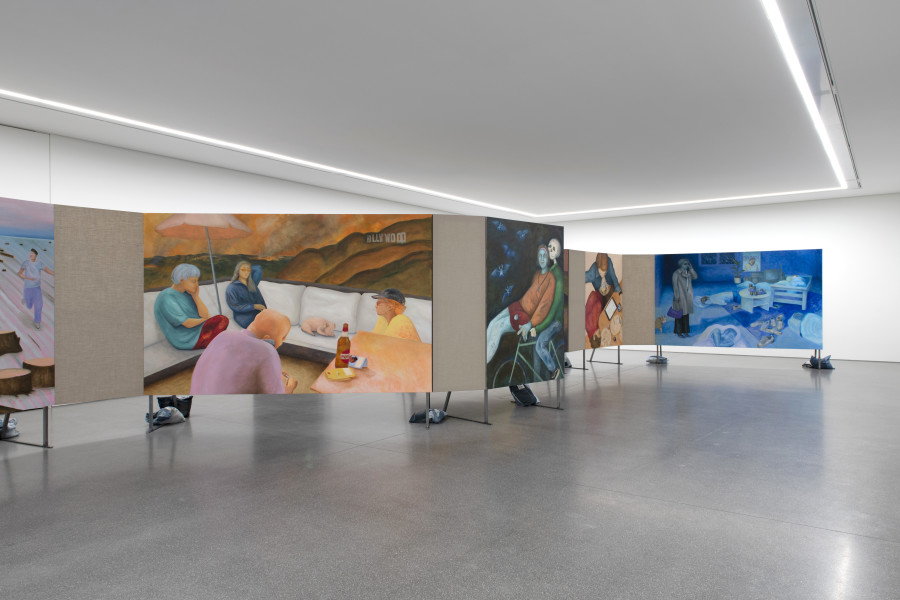 Exhibition view, Noemi Pfister, Heart on Sleeve, Manor Kunstpreis Graubünden 2025, Bündner Kunstmuseum Chur, 2025. The Long Sit, 2025 (2. von links) und Sleepover (Tinfoil Dreams), 2025 (rechts aussen)