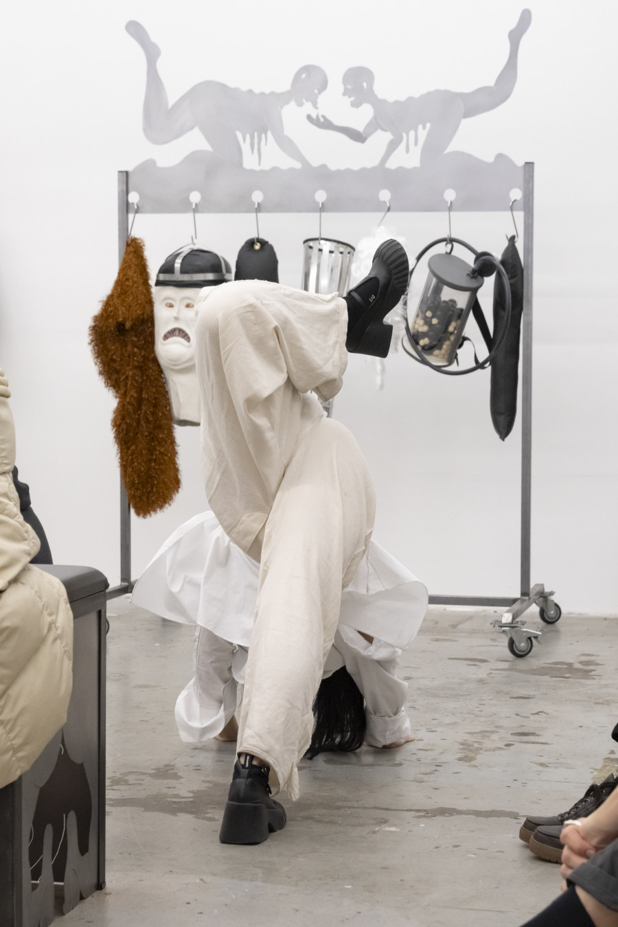 Nicola Genovese, Desireless, performance (with Daeun Park), curated by Francesco Urbano Ragazzi, produced by Fabriktheater Rote Fabrik, 2023.