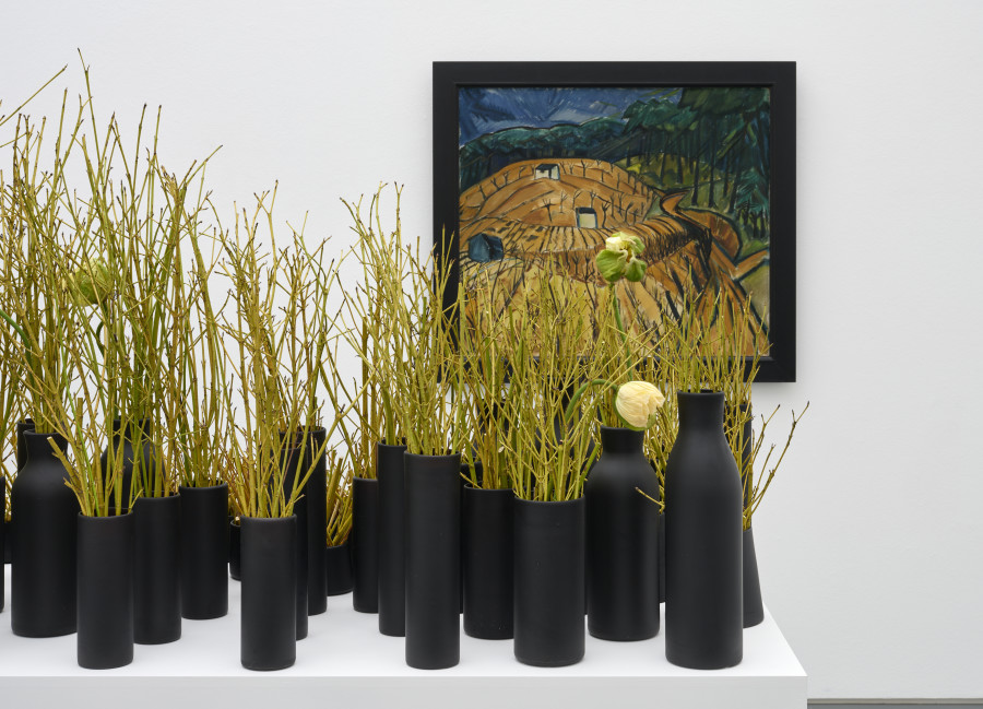 Flowers to Art: Floral interpretations of works from the collection, Installation views, 2023, Aargauer Kunsthaus.