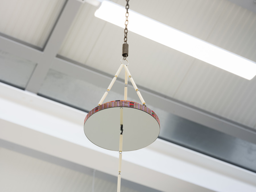 Alan Schmalz, Mobiles (Divertir et Stimuler), 2024. Photo: Sebastian Verdon