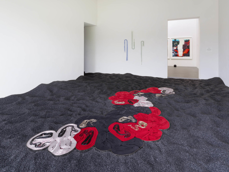 Exhibition view, Alice Channer, Heavy Metals / Silk Cut, Kunstmuseum Appenzell / Kunsthalle Appenzell, 2023. Photography: Roman März