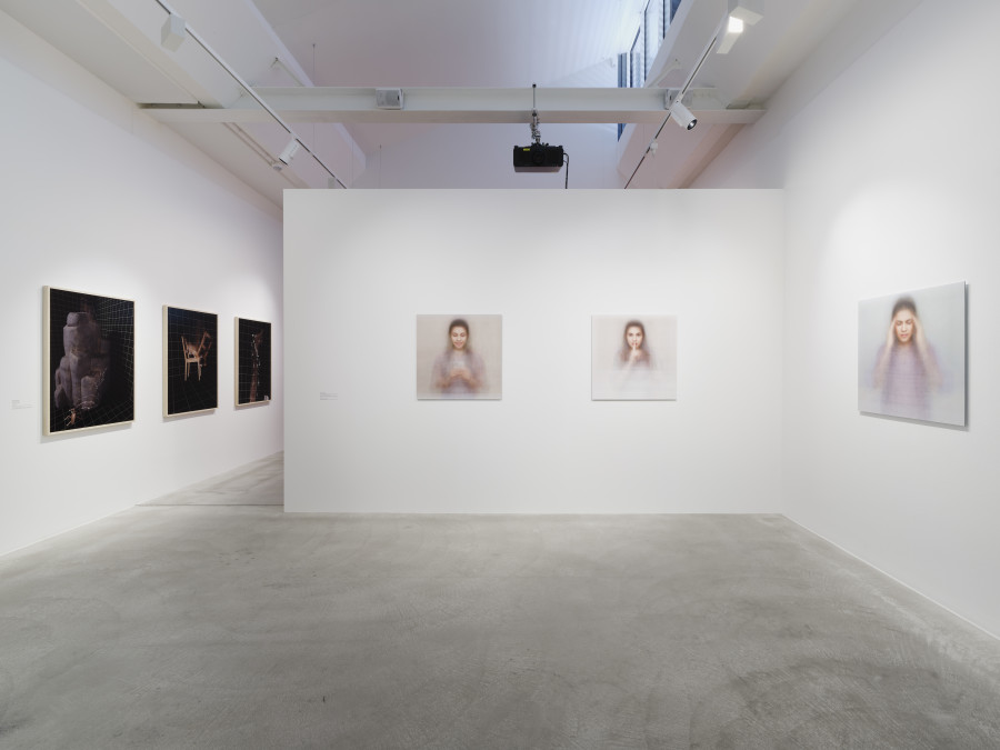 Please make sure to use the image credits: Installationsansicht The Lure of the Image – Wie Bilder im Netz verlocken © Fotomuseum Winterthur / Conradin Frei
