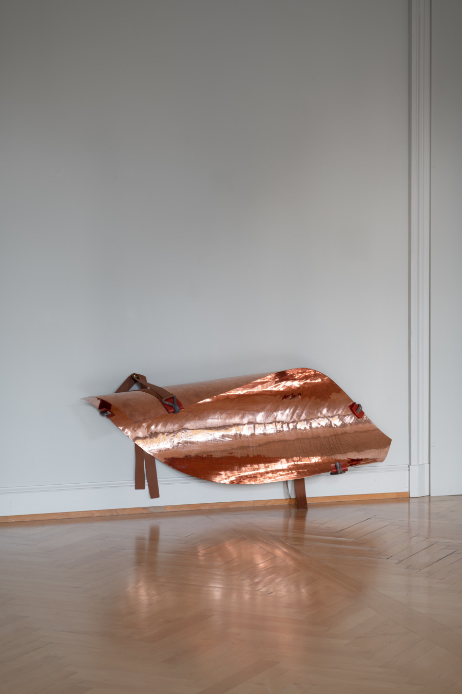 Marie Lund, The Falling, Sills, 2021, Detail, Kunstmuseum St.Gallen, Courtesy Croy Nielsen, Wien und Galleri Nicolai Wallner, Kopenhagen, Foto: Sebastian Stadler