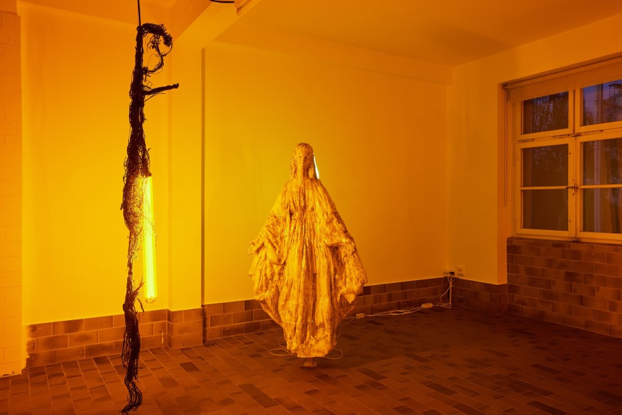 Installation view, Chloé Delarue & Denis Savary, Octogone, Mayday, 2023. Photo credit: Moritz Schermbach
