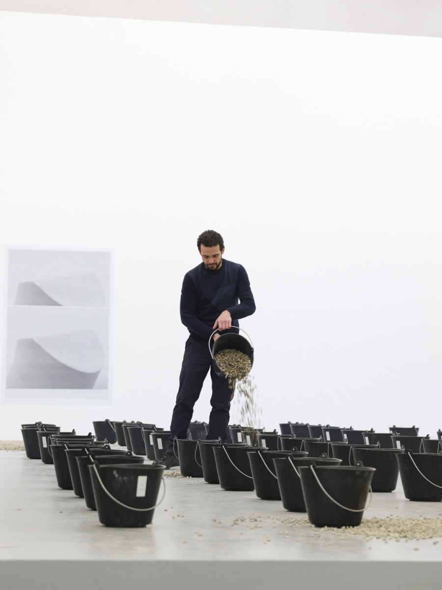 Mio Chareteau, view of the performance Grey, 2023 Photo: Sebastian Verdon.