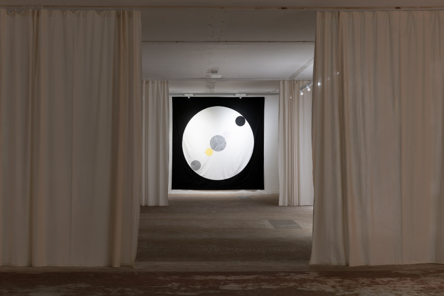 Exhibition view, Mystery Box, suns.works, Zürich, 2025-2026. Photography: Claude Barrault and Maurice Haas. ©2025 the artists and suns.works