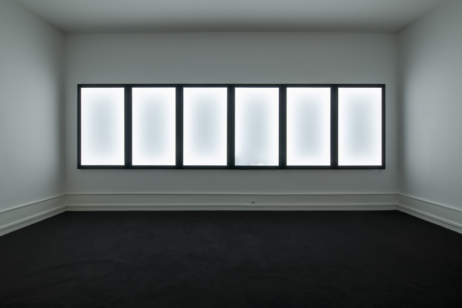 Exhibition view, Yul Tomatala, FAUX JOUR, Société des Arts de Genève, 2025. Photo credit: Greg Clément