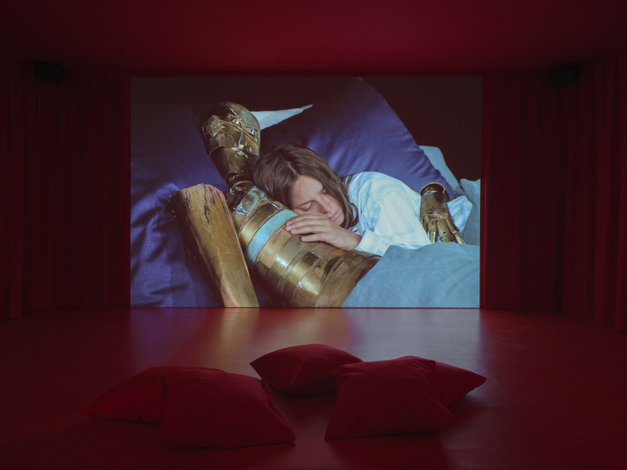 Caroline Mesquita, Noctambules, Installation view, 2022, CAN Centre d’Art Neuchâtel, Photo: S. Verdon