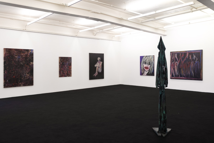 Installation view, Tobias Spichtig, Heavy Mental, Galerie Peter Kilchmann, Zürich, 2025.